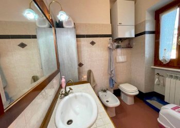 Bagno - Bilocale salita alla Chiesa di Fontanegli, 21, Genova (zona Struppa) - foto 24