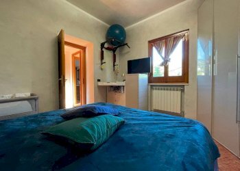 Camera da letto - Bilocale salita alla Chiesa di Fontanegli, 21, Genova (zona Struppa) - foto 25