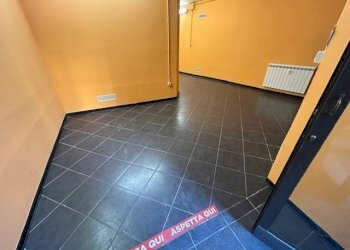 Zona - Magazzino salita Salvatore Viale, Genova - foto 8