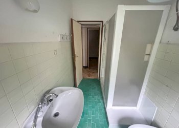 Bagno - Trilocale via Molassana, Genova (zona Molassana) - foto 13