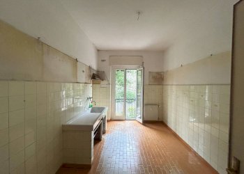 Cucina - Trilocale via Molassana, Genova (zona Molassana) - foto 9