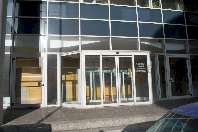 Facciata - Stabile - Palazzo via Angelo Scarsellini, Genova (zona Sampierdarena) - foto 1