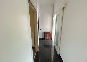 Corridoio - Bilocale corso Aldo Gastaldi, 11, Genova (zona Albaro) - foto 14