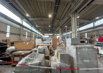 Magazzino - Capannone via Orti, Isola del Cantone - foto 1