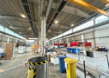 Interno non residenziale - Capannone via Orti, Isola del Cantone - foto 2