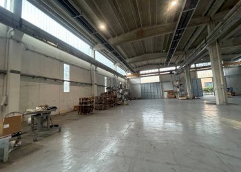 Interno non residenziale - Capannone via Orti, Isola del Cantone - foto 5