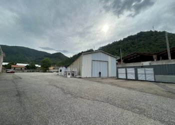 Zona - Capannone via Orti, Isola del Cantone - foto 10