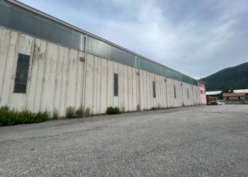 Zona - Capannone via Orti, Isola del Cantone - foto 11