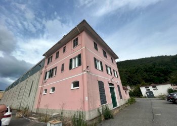 Facciata - Capannone via Orti, Isola del Cantone - foto 16