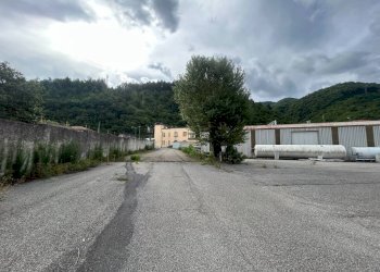 Zona - Capannone via Orti, Isola del Cantone - foto 17