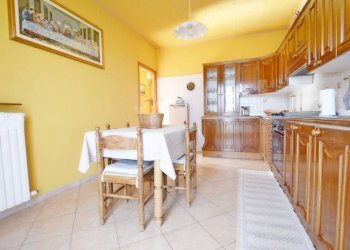 Cucina - Independent house strada Fenogli Castellaro, 2, Villanova Mondovì - photo 27