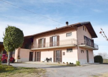 Facciata - Independent house strada Fenogli Castellaro, 2, Villanova Mondovì - photo 42