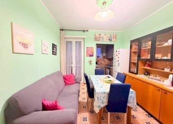 Salone - Three-room apartment via 4 Novembre, 3, Cambiano - photo 6