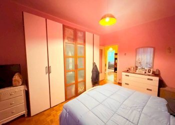 Camera da letto - Three-room apartment via 4 Novembre, 3, Cambiano - photo 7