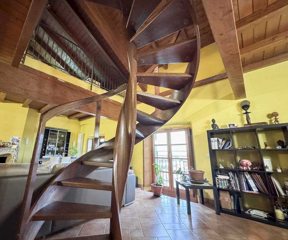 Scala - Attico piazza Don Giovanni Minzoni, 8, Muggiò - foto 1