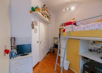 Camera da letto - Attico via Teglia, Genova (zona Bolzaneto) - foto 18