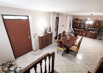 Salone - Villa a Schiera via Asti, 33, Rivalta di Torino - foto 16