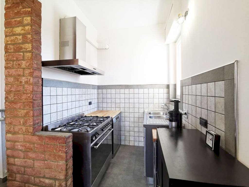 Cucina - Four-room apartment corso Vercelli, 121, Torino (neighborhood Barriera Milano) - photo 2