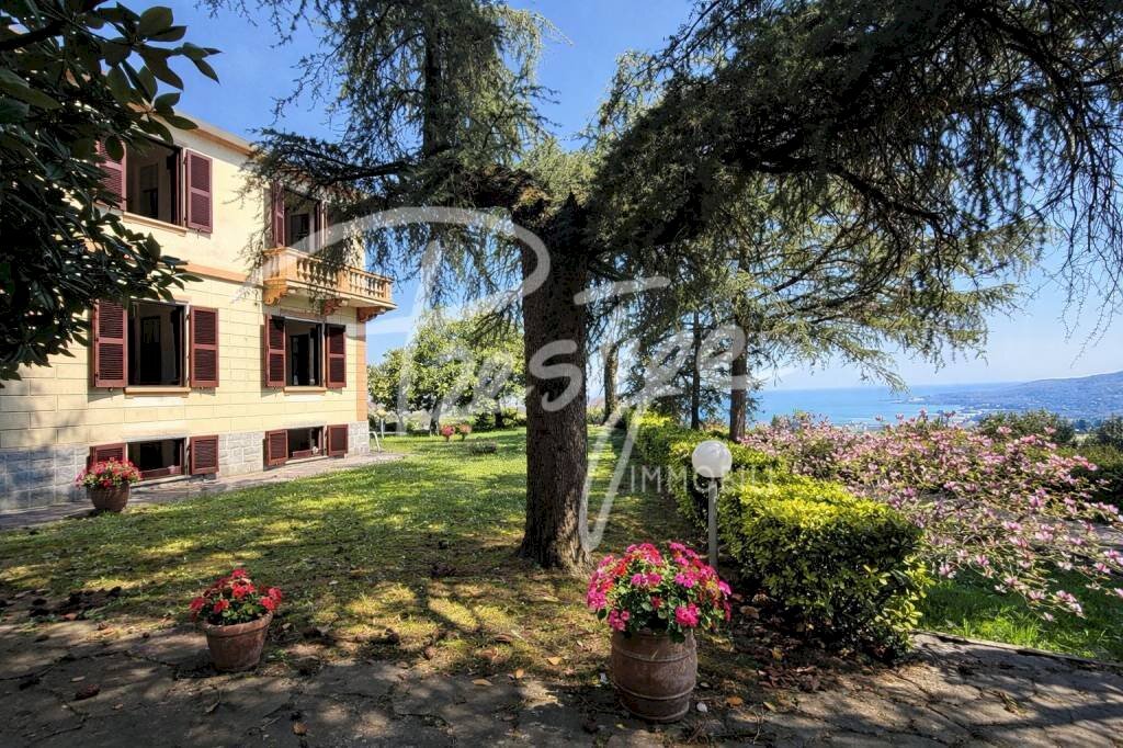 Giardino - Villa via Montalbano, La Spezia - photo 1