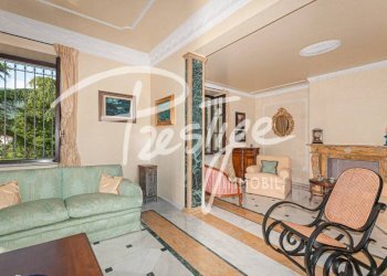 Salone - Villa via Montalbano, La Spezia - foto 13