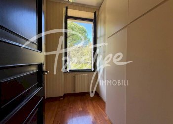 Stanza arredata - Villa via Montalbano, La Spezia - foto 22