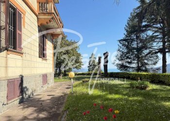 Giardino - Villa via Montalbano, La Spezia - foto 24