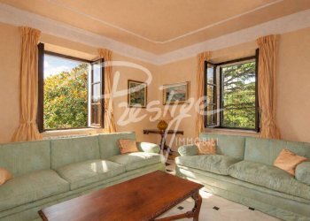 Salone - Villa via Montalbano, La Spezia - foto 12