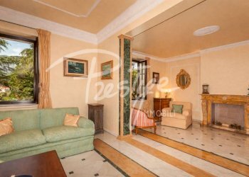 Salone - Villa via Montalbano, La Spezia - foto 13