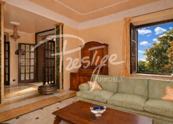 Salone - Villa via Montalbano, La Spezia - foto 14