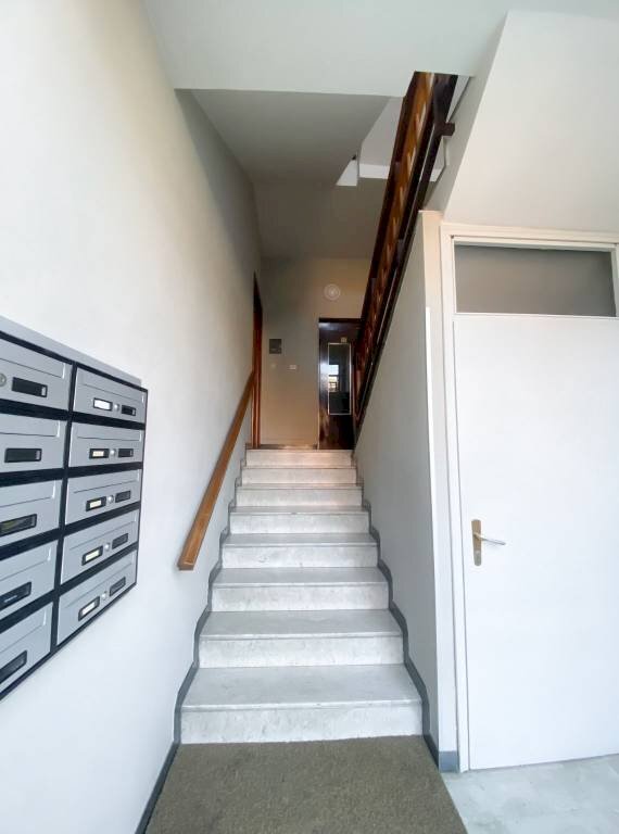 Interno palazzo - Four-room apartment via Michele Coppino, 21, Cuneo (neighborhood Centro) - photo 2