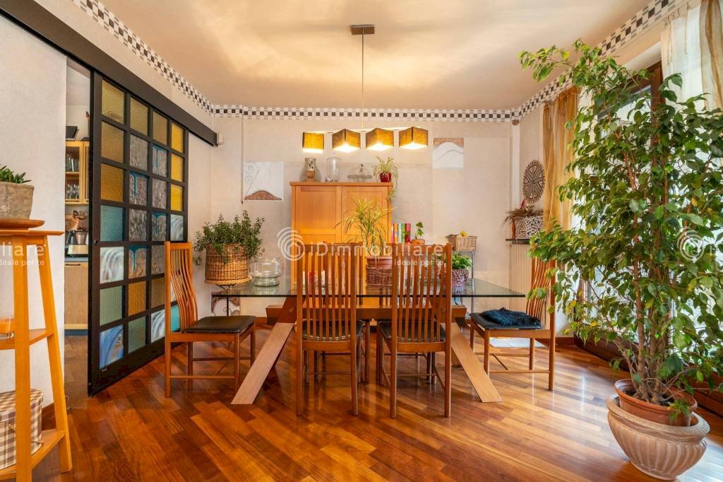 Salone - Appartamento via Caldano, 90/2, Caselle Torinese - foto 1