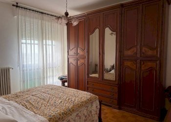 Camera da letto - Appartamento strada degli Inversegni, 4, Luserna San Giovanni - foto 10