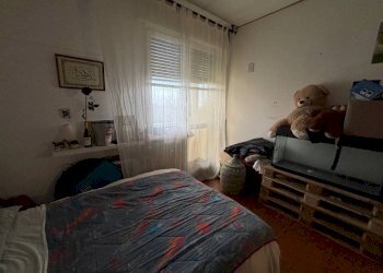 Camera da letto - Appartamento strada degli Inversegni, 4, Luserna San Giovanni - foto 15