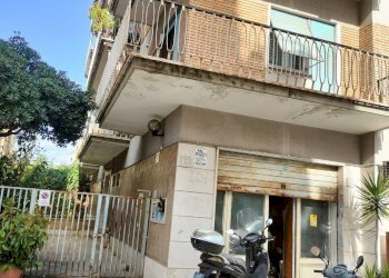 Esterno 7. - Shop via Camillo Negro, Roma - photo 7