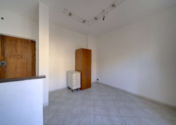 dsc09482_3_4_5_6 - Bilocale via Pordenone, 16, Torino (zona Santa Rita) - foto 4