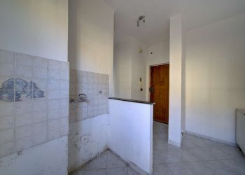 dsc09477_78_79_80_81 - Bilocale via Pordenone, 16, Torino (zona Santa Rita) - foto 6