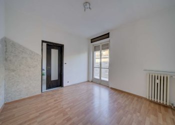 dsc09537_38_39_40_41 - Bilocale via Pordenone, 16, Torino (zona Santa Rita) - foto 12