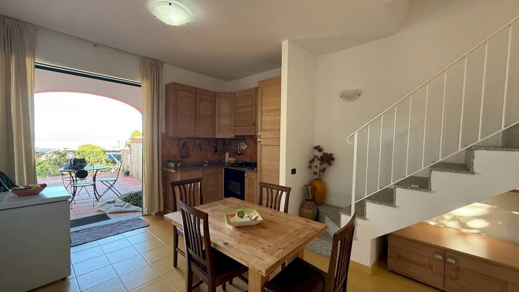 Salone - Villa a Schiera via Paolo Borsellino, Zambrone - foto 3