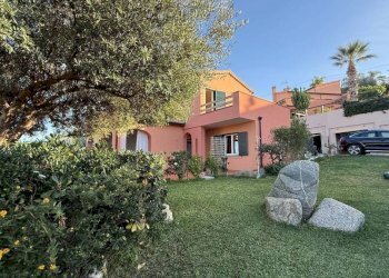 Facciata - Villa a Schiera via Paolo Borsellino, Zambrone - foto 1