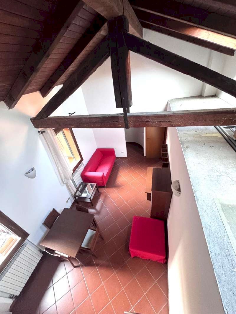 soggiorno - Trilocale via San Mamolo, Bologna (zona Colli) - foto 2