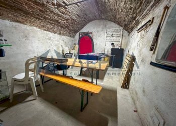 Cantina - Villa a Schiera corso Giacomo Matteotti, Faenza - foto 21