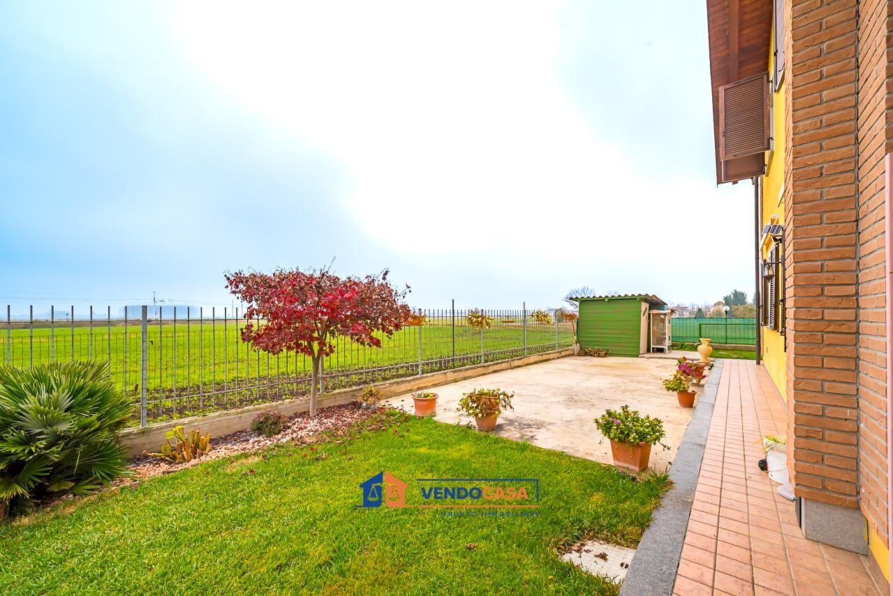 Independent house Carmagnola - photo 2