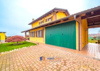 Independent house Carmagnola - photo 1