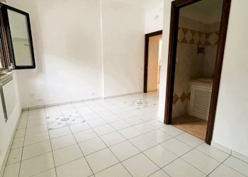 WhatsApp Image 2025-10-26 at 10.50.01 (11).jpeg - Quadrilocale Via Roma 663, San Felice Circeo - foto 5