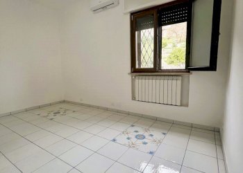 WhatsApp Image 2025-10-26 at 10.50.01 (14).jpeg - Quadrilocale Via Roma 663, San Felice Circeo - foto 6