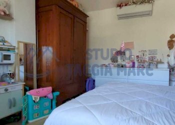 2a0090de-459e-4e69-b50a-436bf183eddb.jpg - Three-room apartment Strada Corsa, Imperia - photo 12