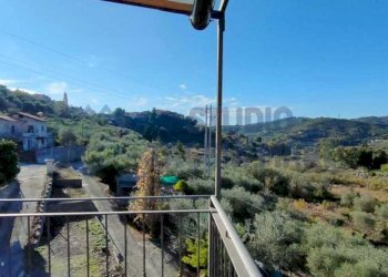 afa49fab-793e-44c5-85a7-1d776fa3aba0.jpg - Three-room apartment Strada Corsa, Imperia - photo 28