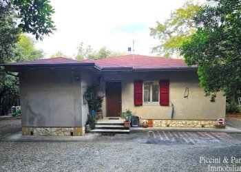 05.jpg - Villa Località Cinque Cerri, Bettona - foto 5