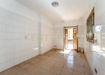 Immagine WhatsApp 2025-11-22 ore 10.50.27_b20a1012 - Porzione di casa Via Stagno 67, Catania - foto 17