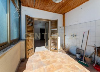 Immagine WhatsApp 2025-11-22 ore 10.05.58_a45584d9 - Porzione di casa Via Stagno 67, Catania - foto 18